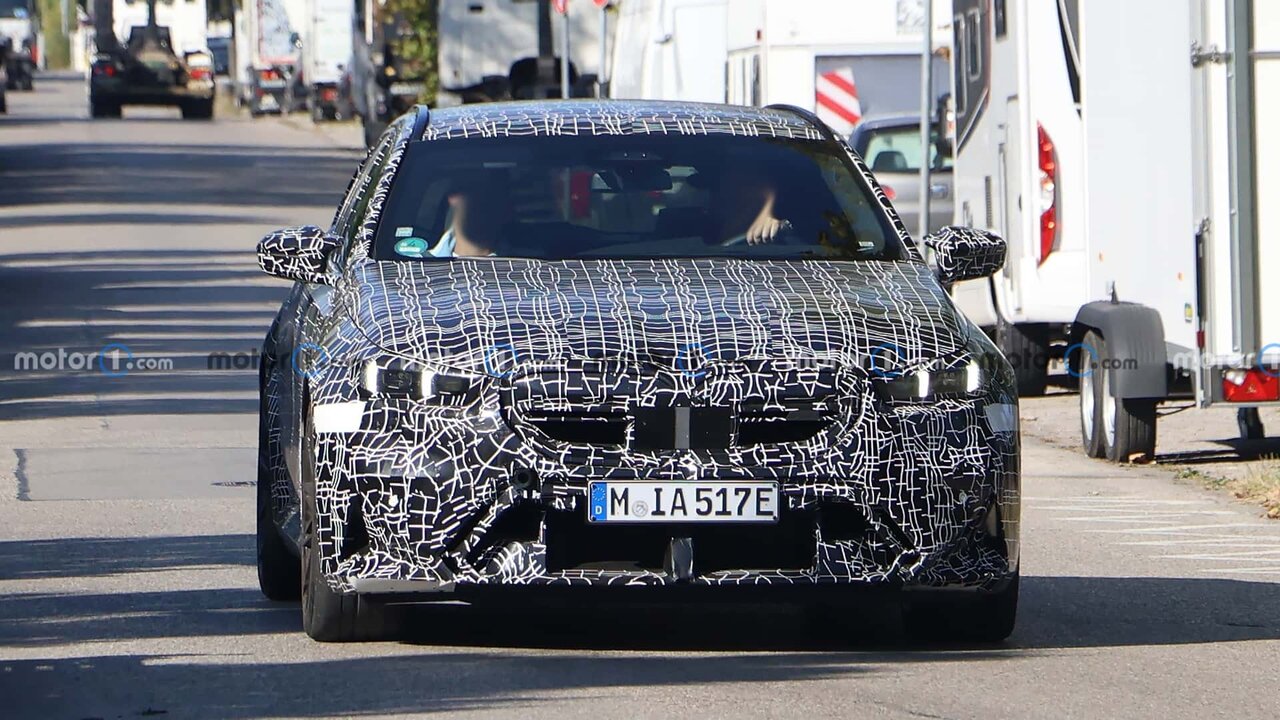 عکس های جاسوسی از بی ام و جدید M5 | هدیه بابانوئل با ۷۰۰ اسب بخار قدرت!