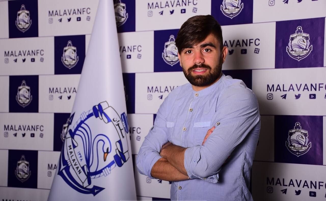 مثل یک سرباز برای این تیم زحمت میکشم و تفکر لژیونر شدن دارم | تشنه موفقیت در لیگ برتر هستیم