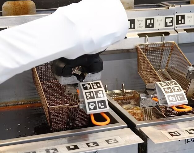 آشپزی ربات ها