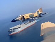لحظات پرواز فانتوم‌های F4 ارتش بر فراز ناوها | پرواز جنگنده‌ها در پایین‌ترین سطح از دریا را ببینید
