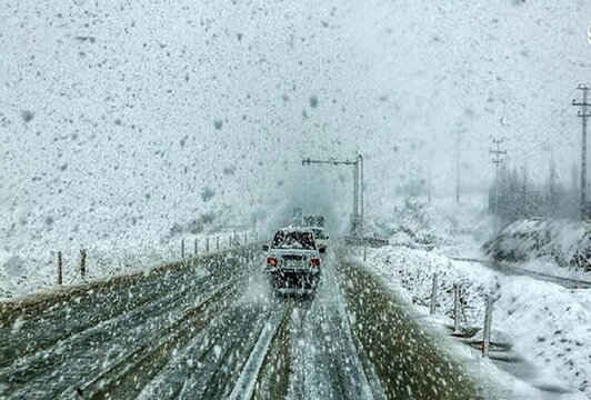 کولاک در جاده نورآباد - نهاوند لرستان | ویدئو