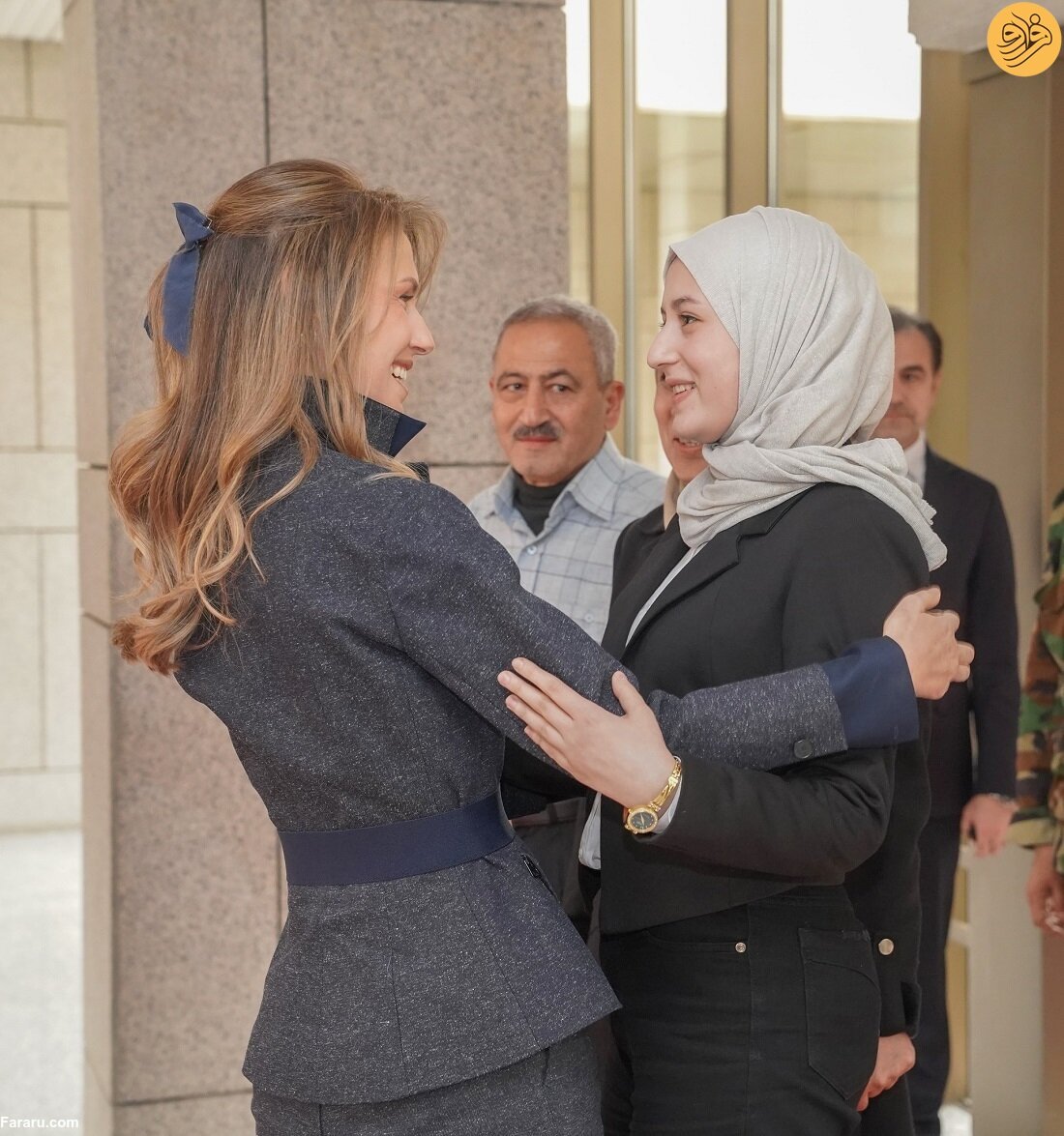 دیدار همسر بشار اسد با دانش آموزان ممتاز | تصاویر