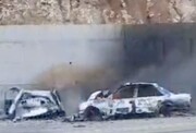 تصاویر وحشتناک تصادف پژو پارس با ۴۰۵ در ایلام | انفجار و آتش‌سوزی هر دو خودرو را نابود کرد!