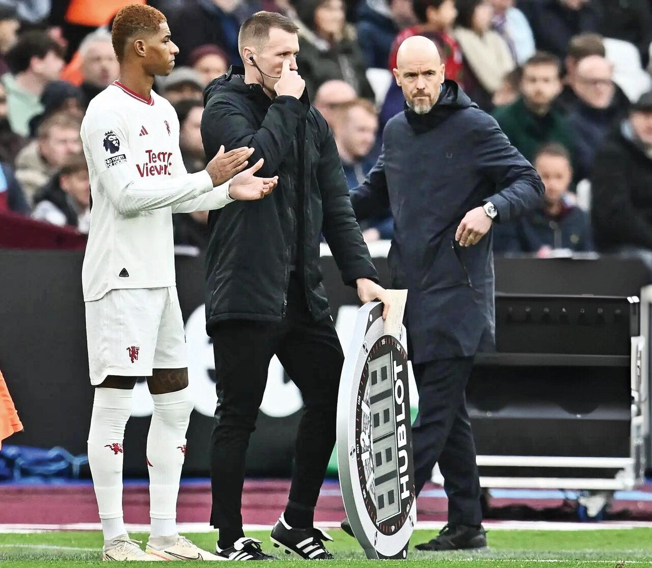 ۷ بازیکن در لیست خروج؛ خانهتکانی منچستری ها در نقل و انتقالات!