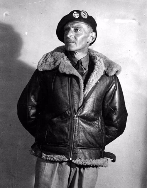 تصویری باورنکردنی از بدل ولادیمیر پوتین | بدلهای رهبران سرشناس جهان را بشناسید | بدل صدام از خودش هم صدامتر بود!