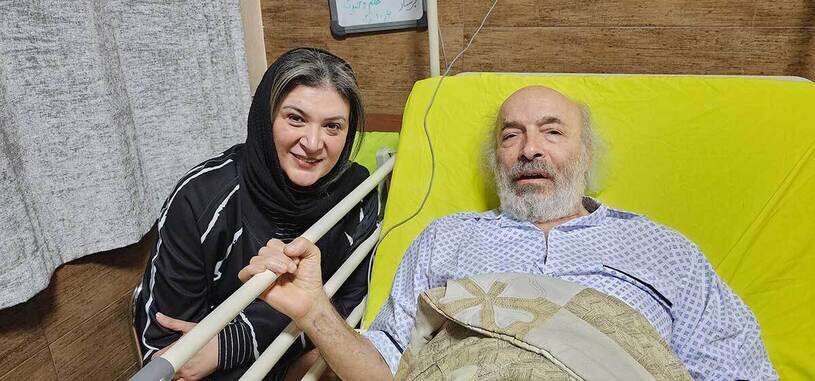 اولین تصاویر از کارگردان سرشناس روی تخت بیمارستان | رضا عطاران، امیر جعفری و ریما رامینفر بر بالین آقای کارگردان