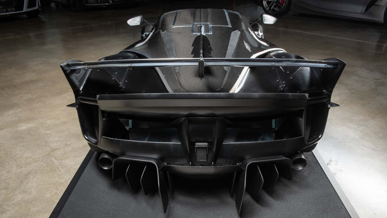 تصاویر | حراج ۳۵۵ هزار دلاری یک «فراری» ویژه