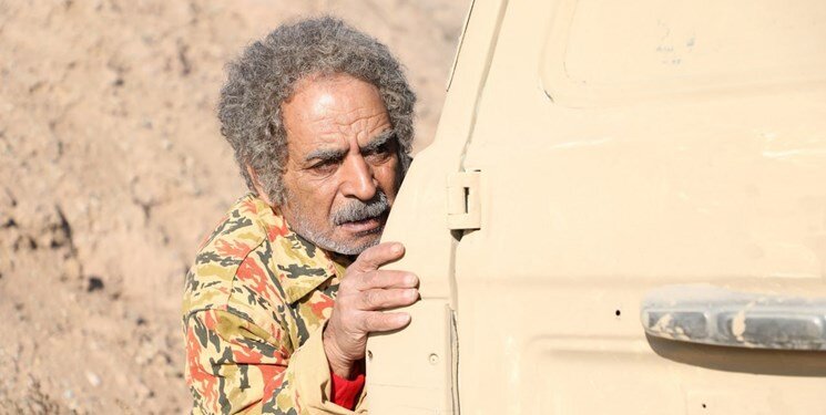 تصویر آقا رشید در یک فیلم دفاع مقدسی | لحظه ای که شهید را میآورند اما چون نام و نشانی ندارد...