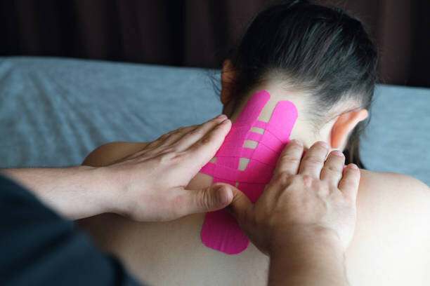 چرا دچار تنگی کانال نخاع میشویم؟