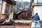 مرگ ۳۰ نفر در زلزله شدید ژاپن | تخریب صدها خانه در زلزله ژاپن