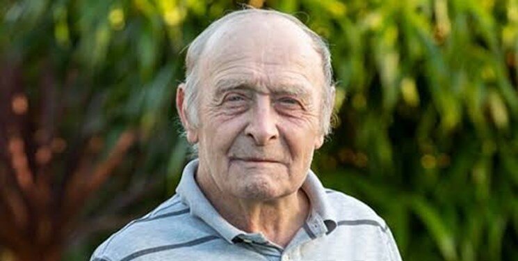 مهاجم سابق پرسپولیس: دلم میخواهد فردا بلیت بگیرم و ایران بیایم | در تهران سمت من اسلحه گرفتند و نماندم دیگر