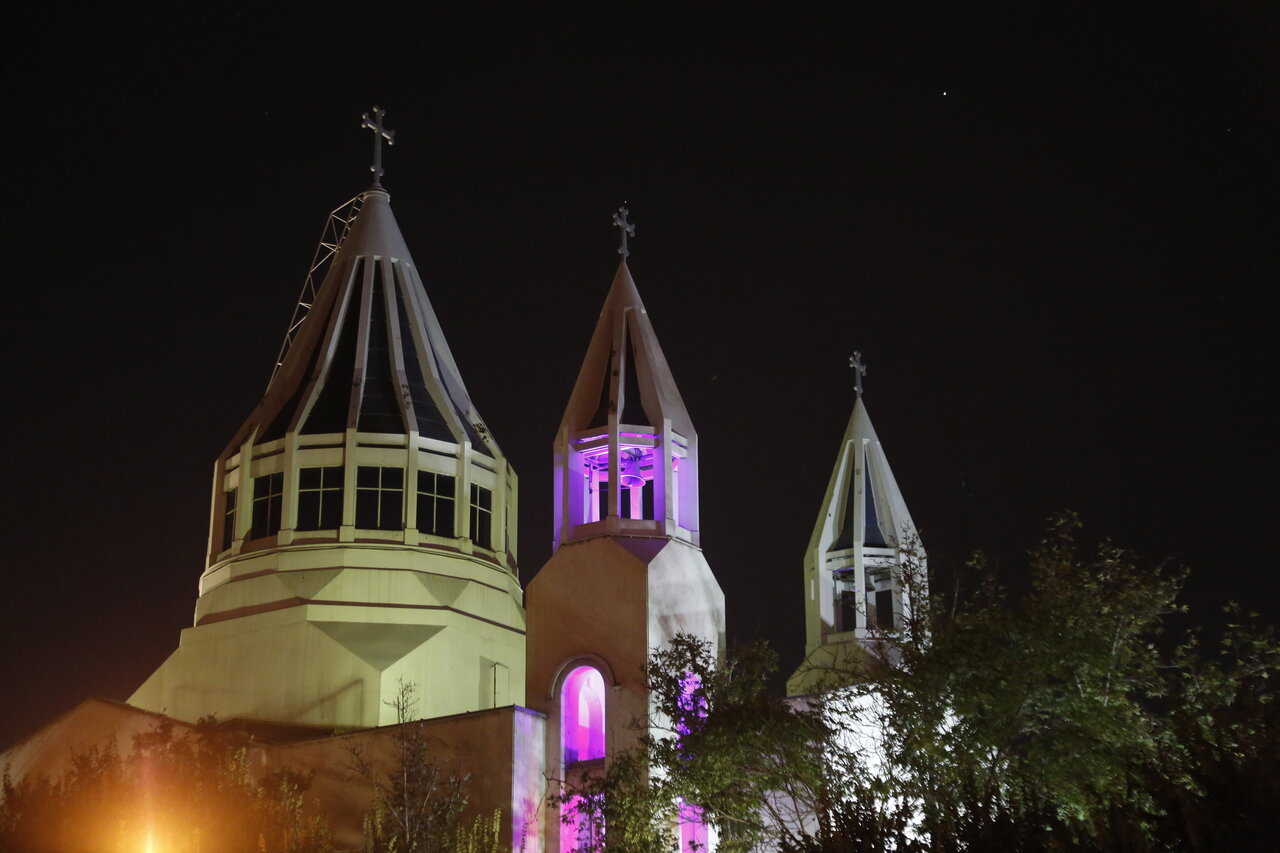 دیدار با شاعران پارسیگوی به همراه وکیلالرعایا | چرا نام خیابان کریمخان تغییر نکرد؟