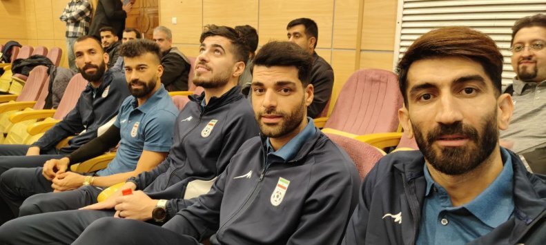 دیدار ملی پوشان فوتبال با فرمانده سپاه | تصاویر