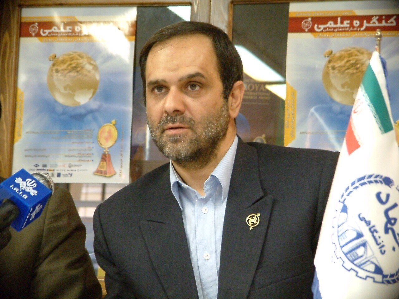 رمز ماندگاری نام دکتر کاظمی آشتیانی، بنیانگذار پژوهشگاه رویان | آماری جالب از گروه سنی محققان رویان | چه تعداد از پژوهشگران رویان زن هستند؟