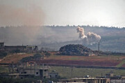 حمله مستقیم پهپادی به پایگاه آمریکا در سوریه | بالگردهای آمریکایی در دهکده سبز به پروار در آمدند