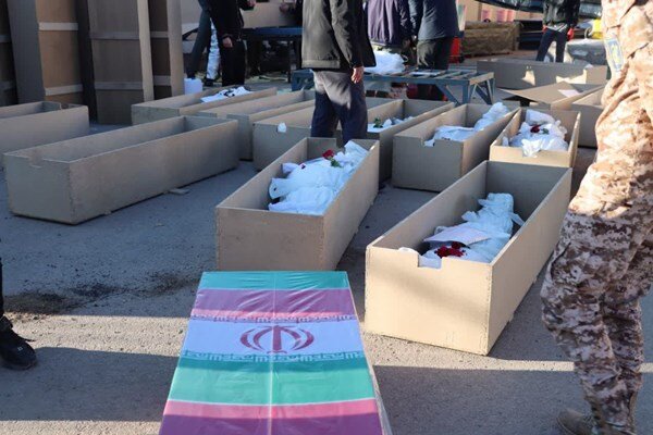 آمادهسازی پیکر شهدای حادثه تروریستی در کرمان