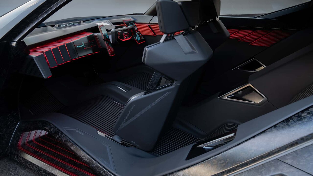 تصاویر | گودزیلا وارد میشود | اَبَرخودرو ژاپنی با قدرت ۱۳۴۱ اسب بخار