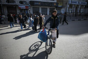 ببینید | فرار معجزه آسای دوچرخه سوار از تیررس تک‌تیراندازان صهیونیست