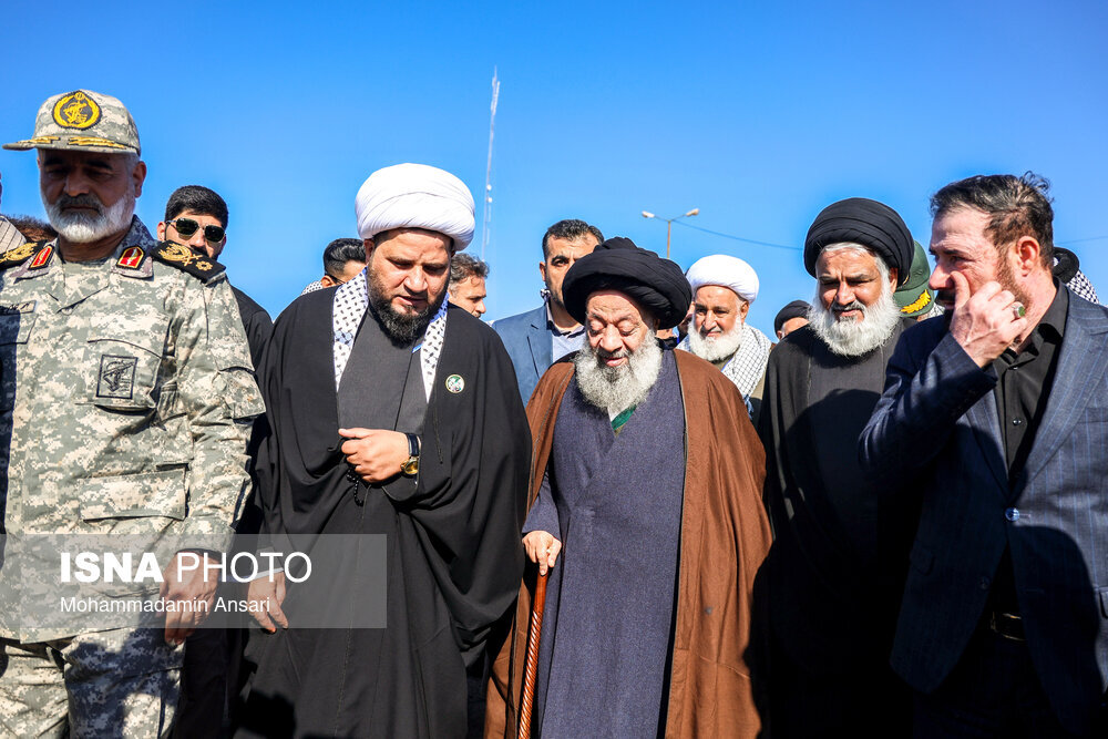 حضور یک روحانی معروف در مراسم رژه مشترک بسیج دریایی ایران و عراق | عکس