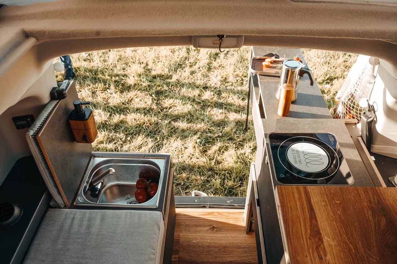 تصاویر | مینی کمپر برقی ژیان در خیابان!