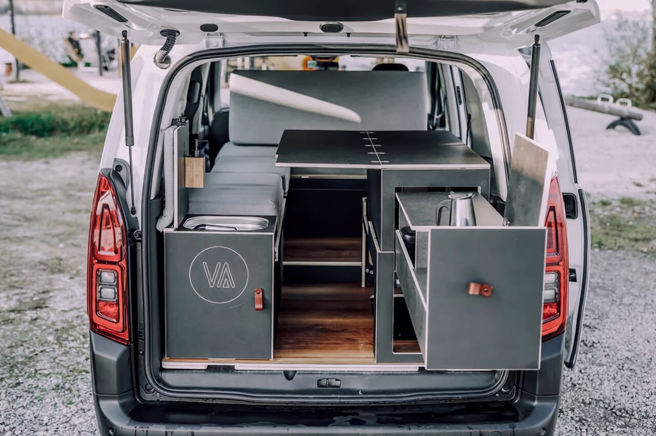 تصاویر | مینی کمپر برقی ژیان در خیابان!