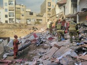 ریزش ساختمان مسکونی در شهرک ولیعصر | دو زن کشته شدند