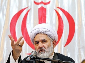 طائب: اقتصاد ایران را بهم بریزند اقتصاد جهان بهم خواهد ریخت
