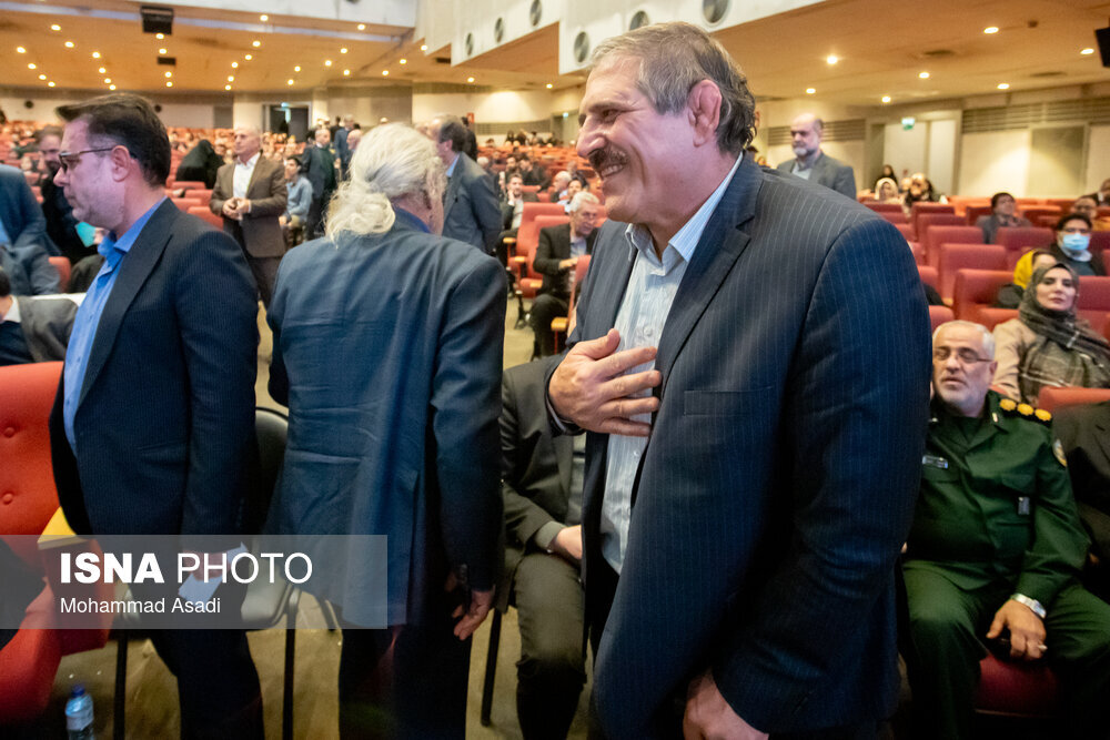 عباس جدیدی با ظاهری جدید و متفاوت | عکس