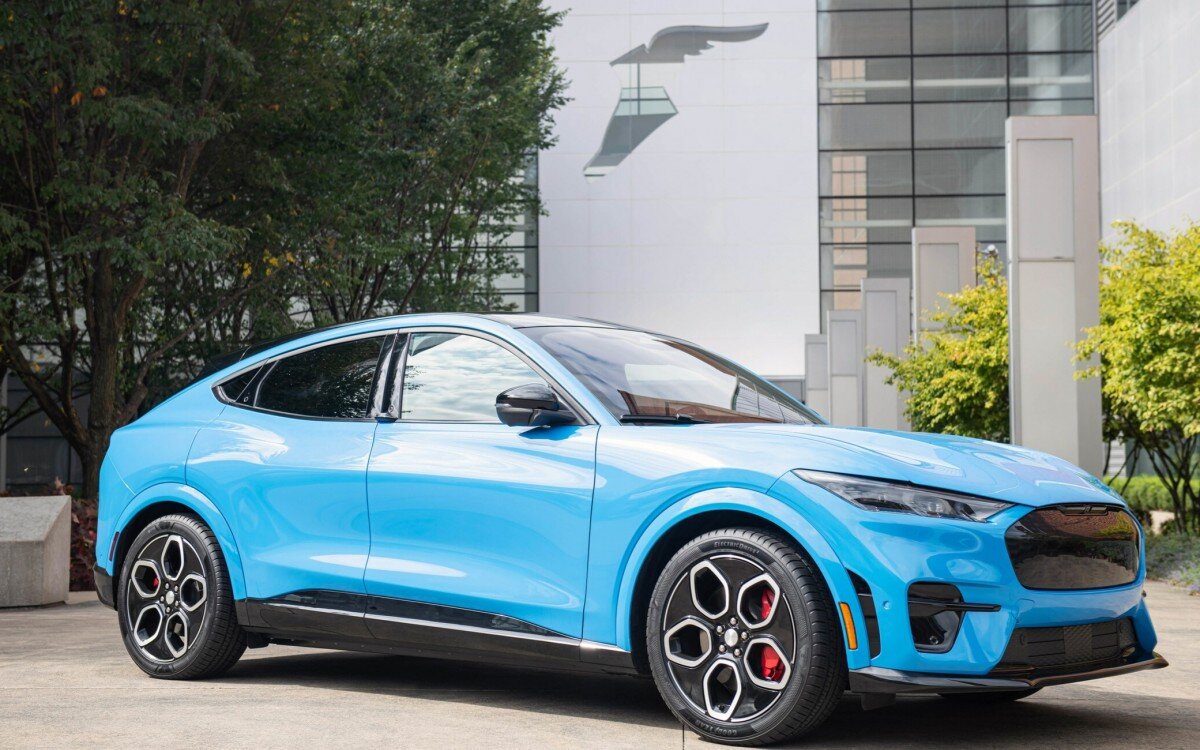 رونمایی از تایر مخصوص خودروهای برقی | تایرهای هوشمند، بی صدا و با ماندگاری بالا