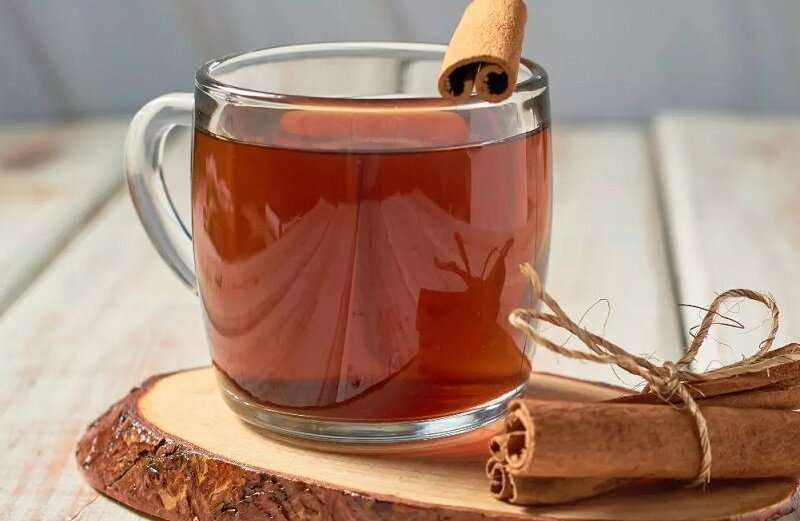 فواید اعجابآور آب دارچین برای گلودرد و اضافه وزن