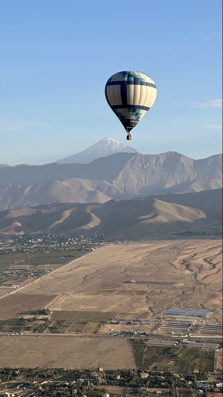 ازدواج و تولد لاکچری ایرانیها روی ابرها | برگزاری مراسم ازدواج یا تولد داخل بالن چقدر هزینه دارد؟