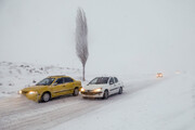 ادامه بازگشایی راه‌های روستایی | امدادرسانی به خودروهای گرفتار برف