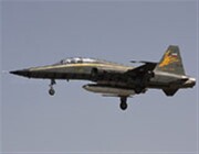 تصاویر پرواز اولین جنگنده بومی ایران در آسمان تهران | ابهت آذرخش را بر فراز پایتخت ببینید