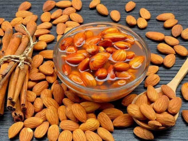 راههای مطمئن شدن از سلامت بادام | چه بادامهایی نخریم