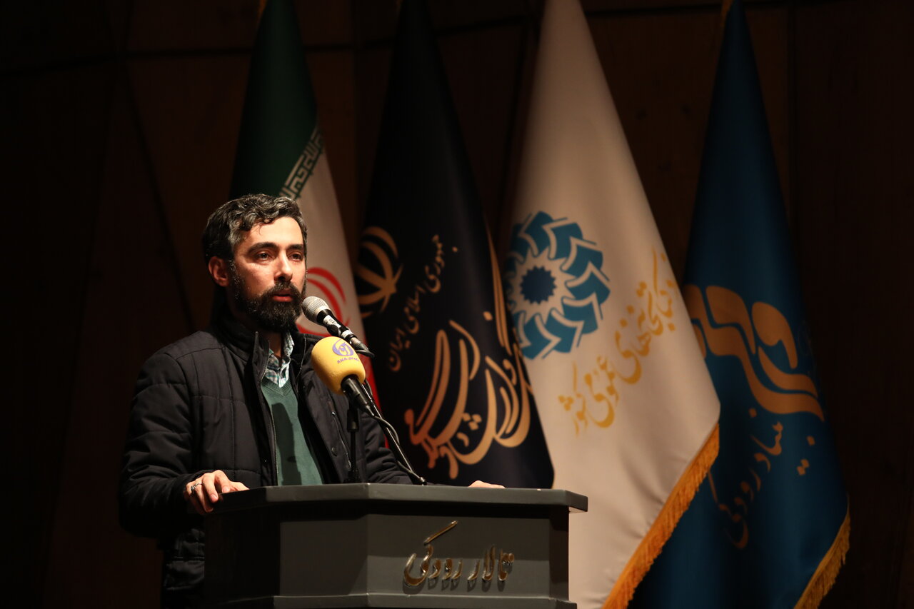 انتقاد تند حداد عادل از فروش کتاب خاطرات ثابتی در جلوی دانشگاه | رحیم پور ازغدی: برخیها فقط به پول معتقدند