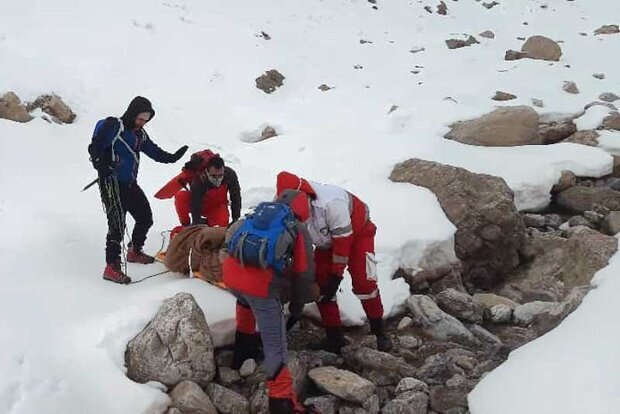 کوهنوردی - کوهنوردان - سقوط بهمن در کوه