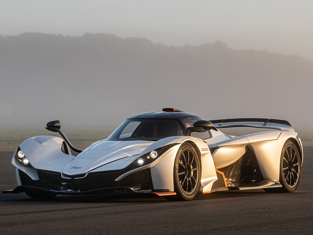 تصاویر | خودروی ۷۴ میلیارد تومانی که محبوب نیست | فقط ۸۹ دستگاه تولید میشود