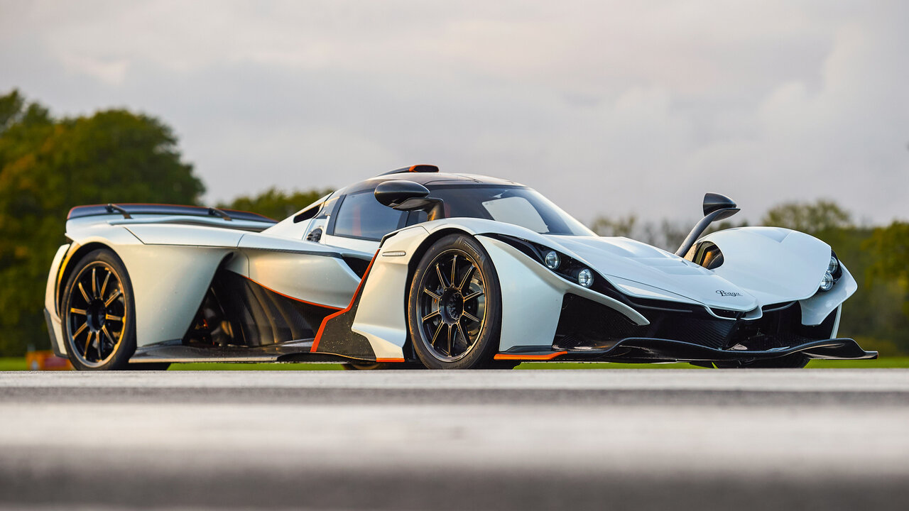 تصاویر | خودروی ۷۴ میلیارد تومانی که محبوب نیست | فقط ۸۹ دستگاه تولید میشود