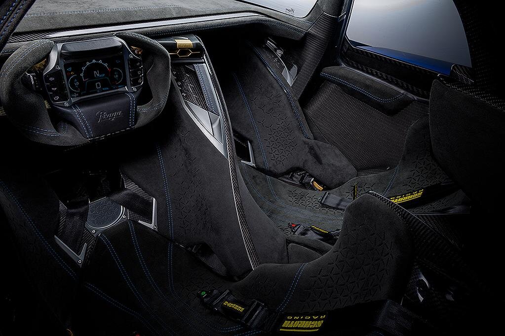 تصاویر | خودروی ۷۴ میلیارد تومانی که محبوب نیست | فقط ۸۹ دستگاه تولید میشود