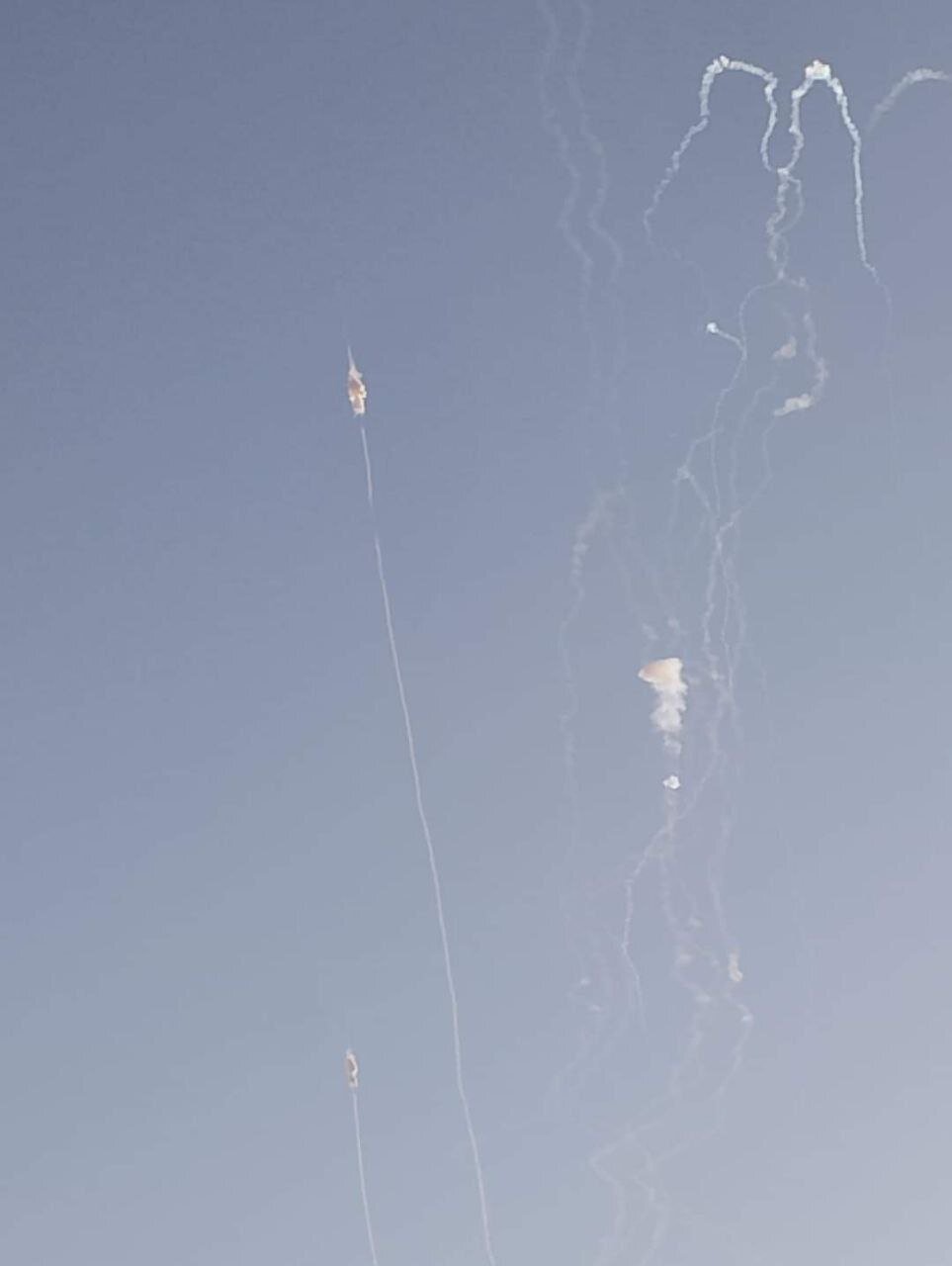 بزرگترین حمله موشکی به پایگاه آمریکا در عراق | دود از عین الاسد بلند شد