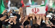 لحظه تدفین شهید ۱۳ ساله حادثه تروریستی کرمان