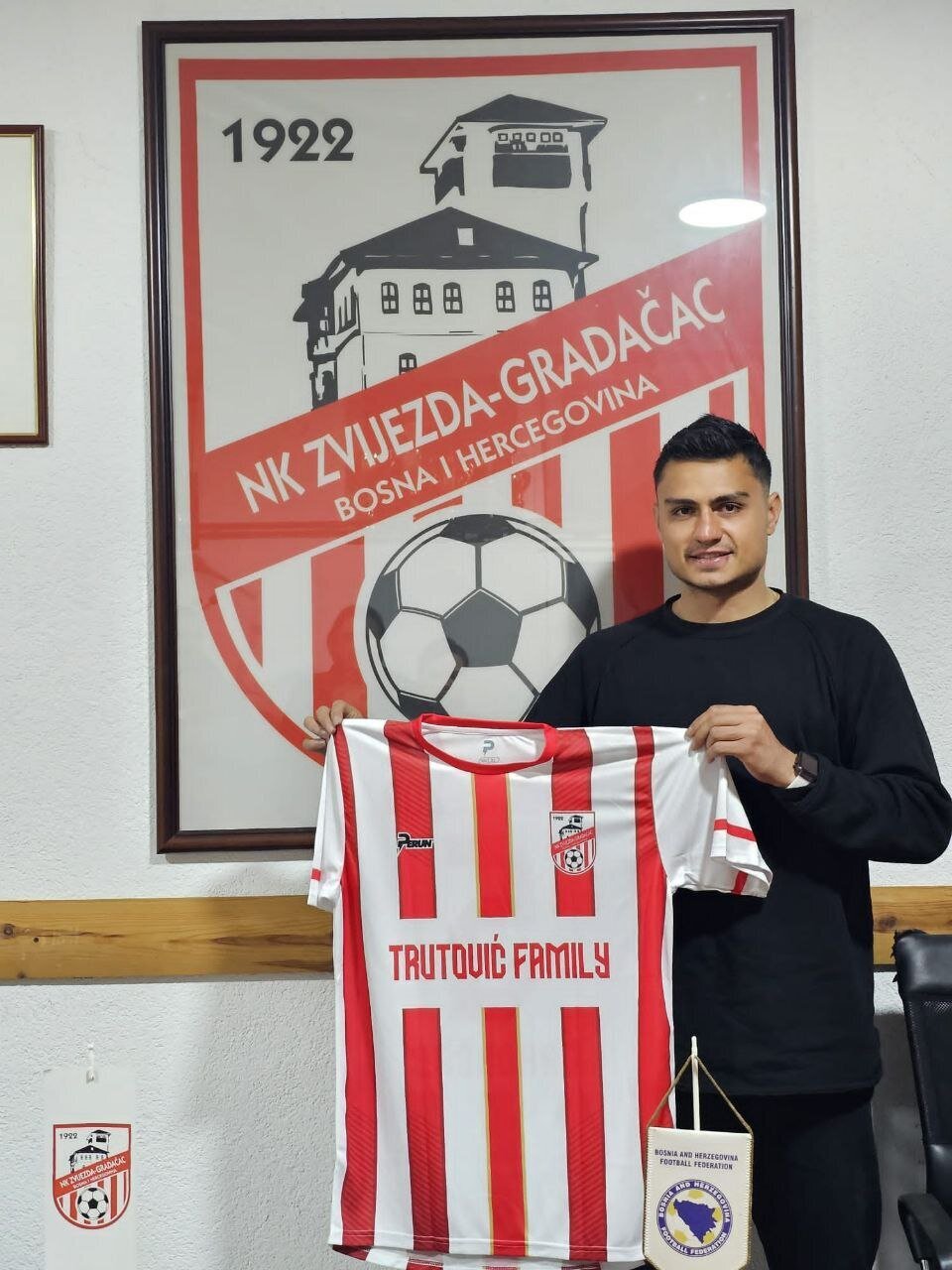 گلر ایرانی راهی اروپا شد | قرارداد جدید امضا شد