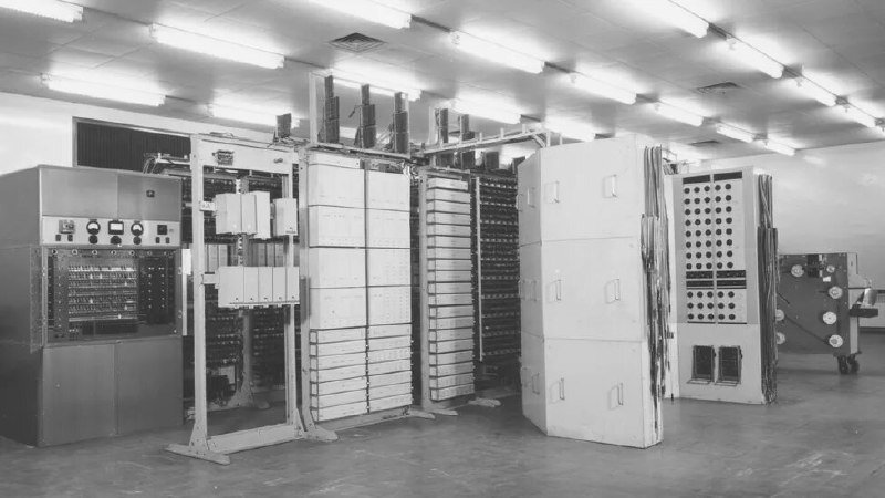 ماشینی که هیتلر را به خاک سیاه نشاند | ببینید