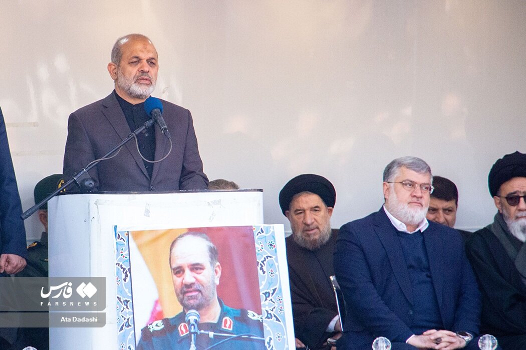 عکس | حضور وزیر کشور در مراسم تشییع استاندار آذربایجان شرقی