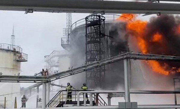 آتش سوزی پایانه گازی روسیه