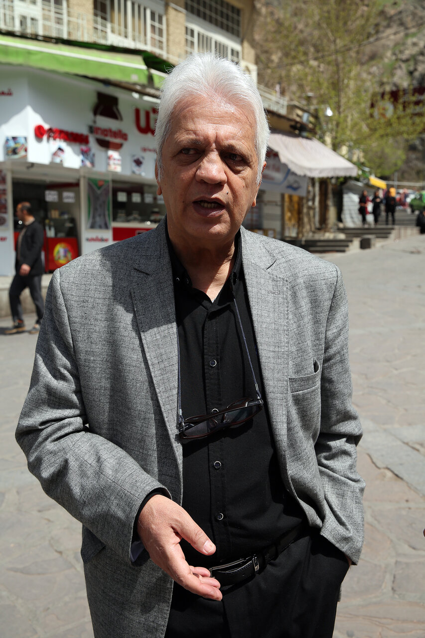 امیر حاج رضایی: بدون کتاب هرگز به مسافرت نمی روم