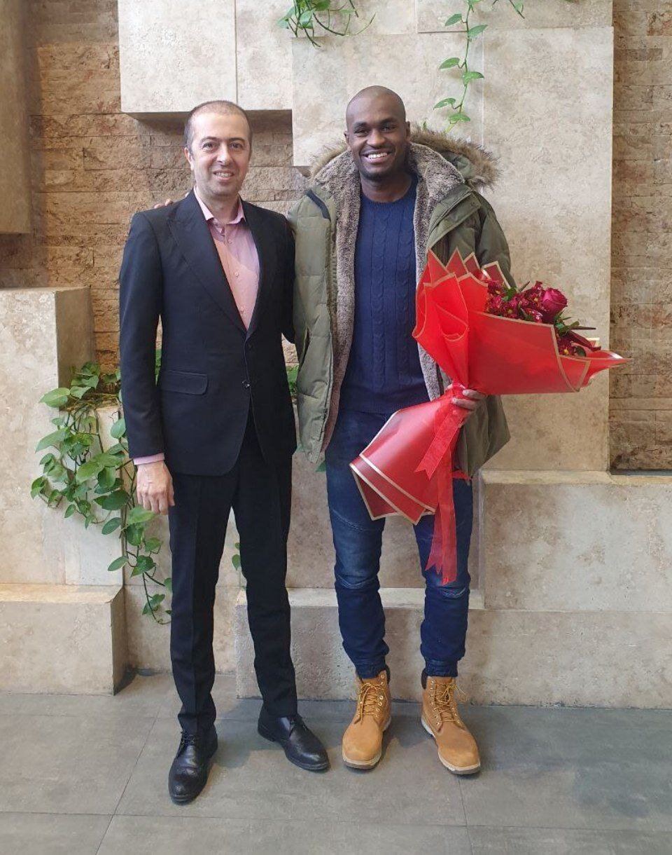 استقبال خاص پرسپولیس از ستاره قطری | عکس