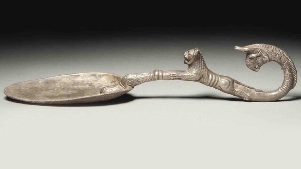 قاشق نقرهای هخامنشی