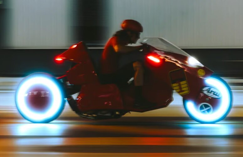 تصاویر| این موتورسیکلت حیرت‌انگیز پساآخرالزمانی است!