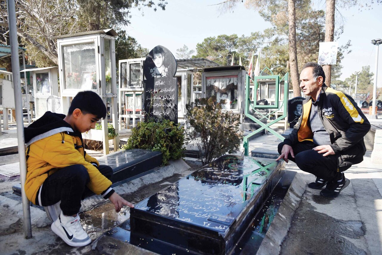 خانه مسن ترین شهید تهران اینجاست | پدری به رسم آقا جان